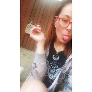 Meet your Posher, Carissa